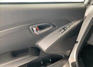 Hyundai ix35 SUV / Terénní 1,6 l 99 kw