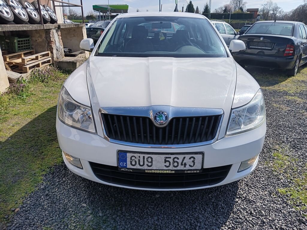 Škoda Octavia Sedan / Limuzína 1,6 l 77 kw