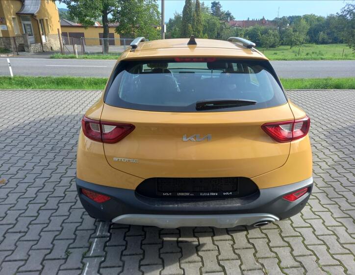 KIA Stonic 3