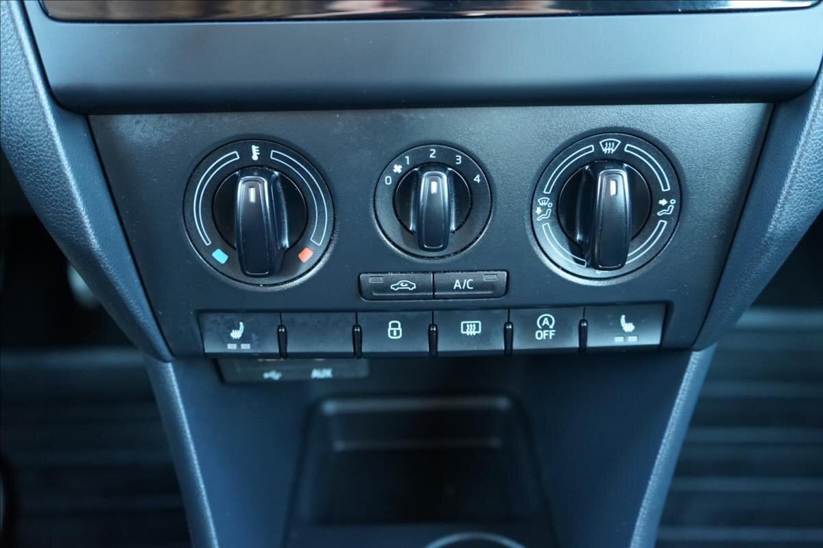 Škoda Rapid Sedan / Limuzína 1,2 l 81 kw