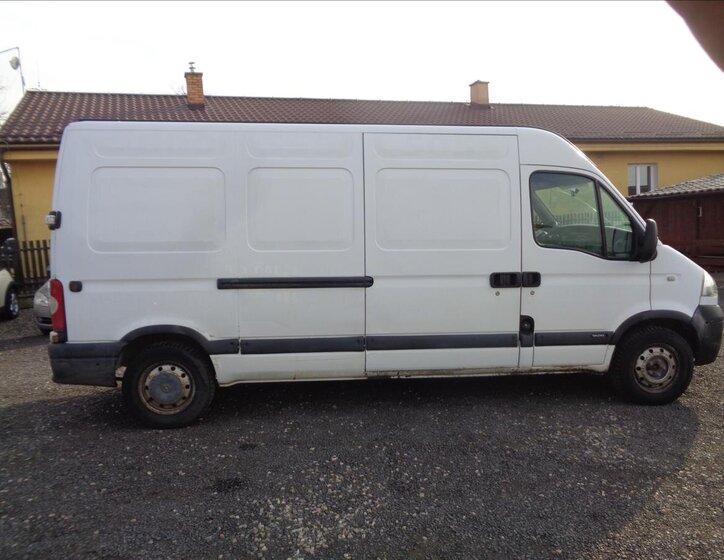Opel Movano Skříň 2,5 l 88 kw