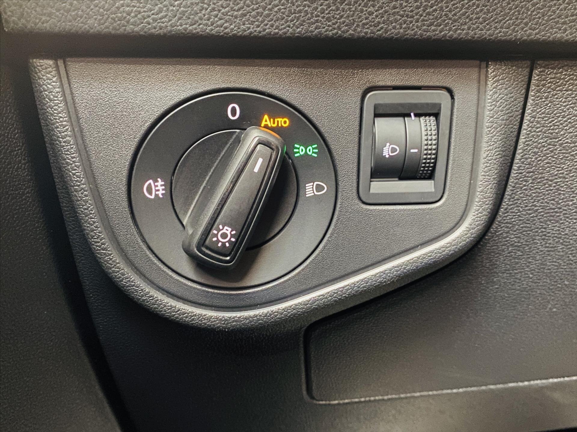 Volkswagen Taigo Hatchback 999,0 70 kw