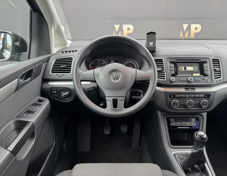 Volkswagen Sharan 12