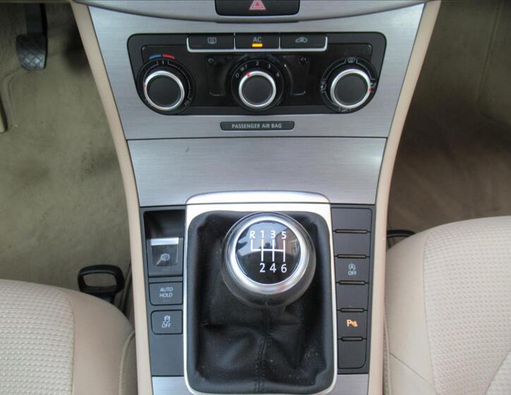 Volkswagen Passat 11