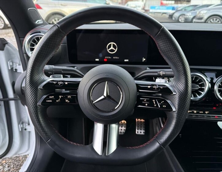 Mercedes-Benz CLA 16