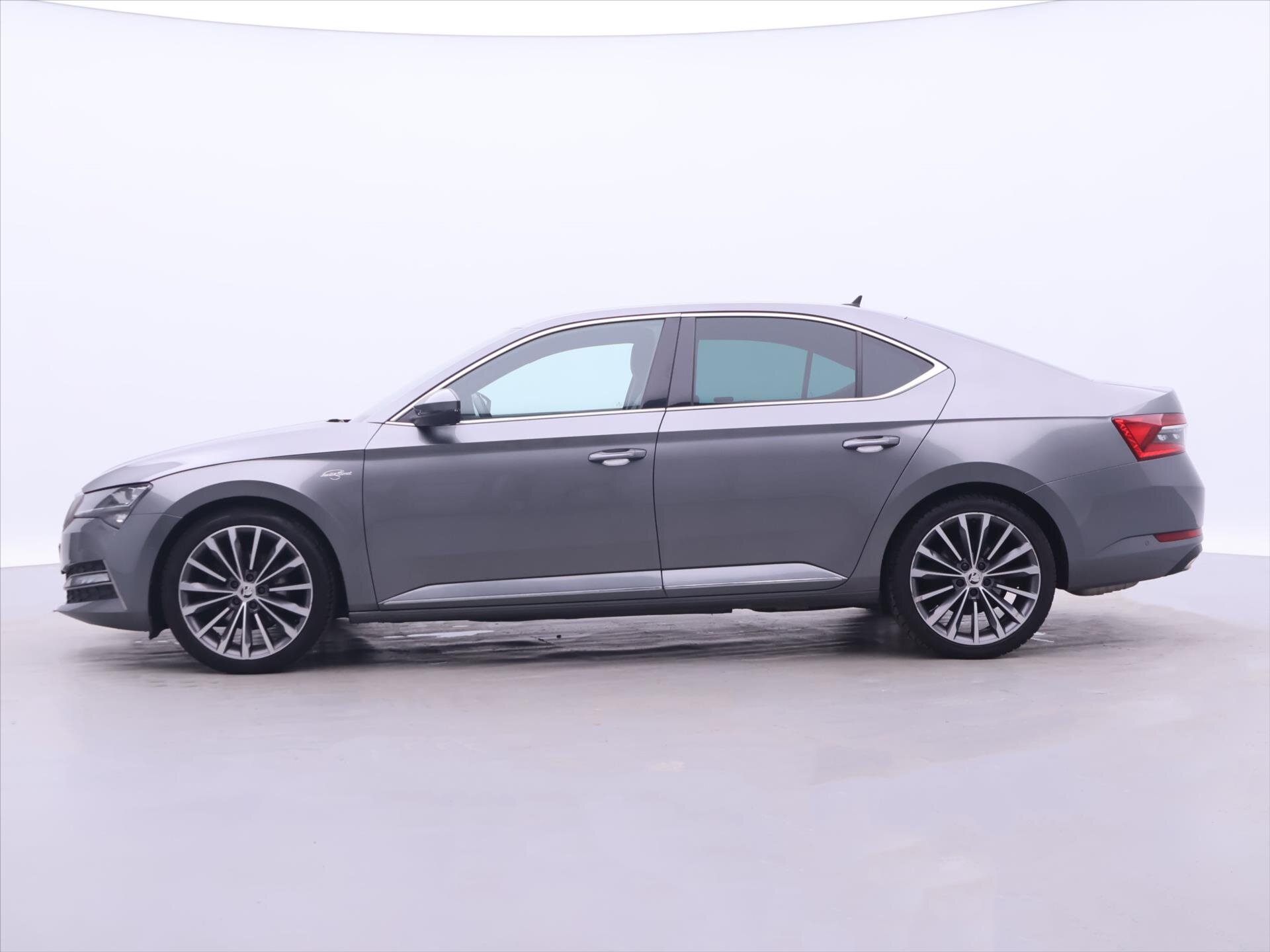 Škoda Superb Sedan / Limuzína 2,0 l 147 kw