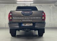 Toyota Hilux Pick-up 2,8 l 150 kw