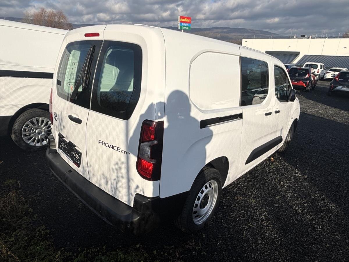 Toyota ProAce City
