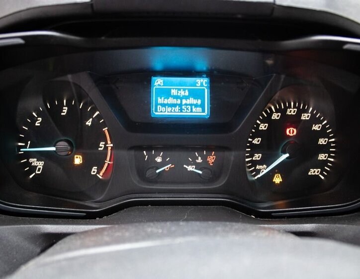 Ford Tourneo Custom 10