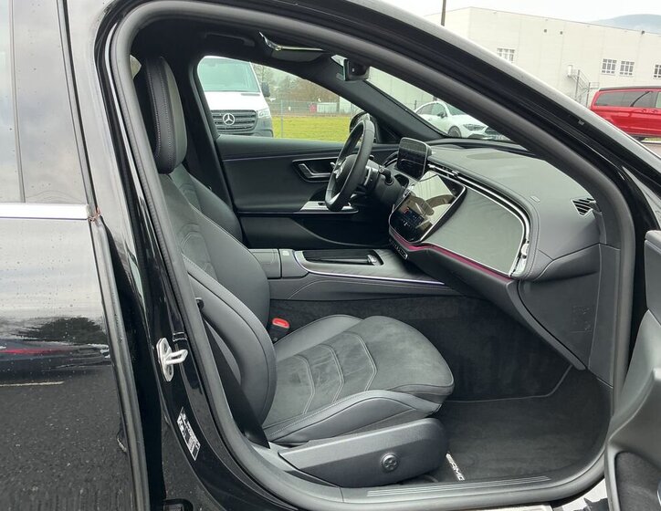 Mercedes-Benz Třídy E 17