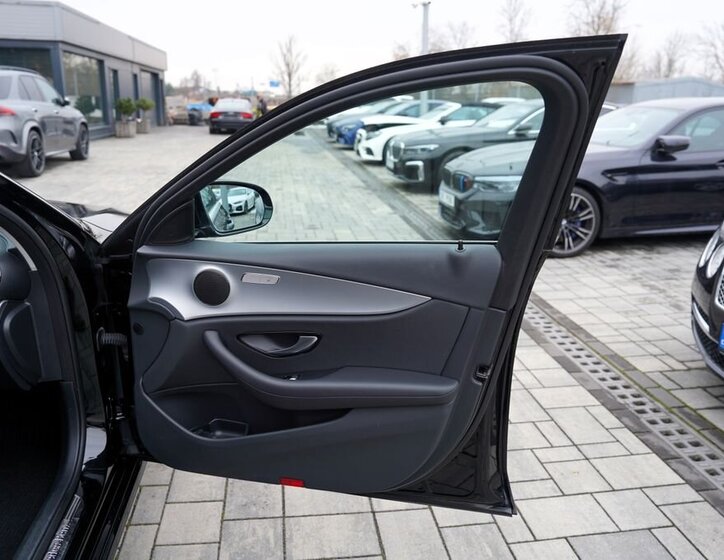 Mercedes-Benz Třídy E Kombi 2,0 l 143 kw