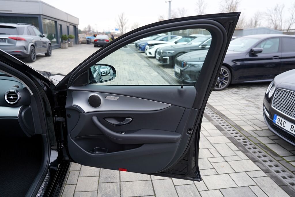 Mercedes-Benz Třídy E Kombi 2,0 l 143 kw