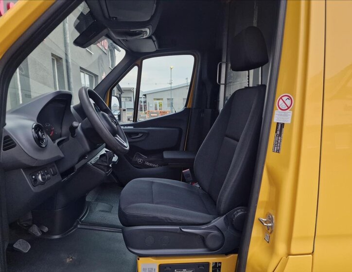 Mercedes-Benz Sprinter Skříň 2,1 l 105 kw