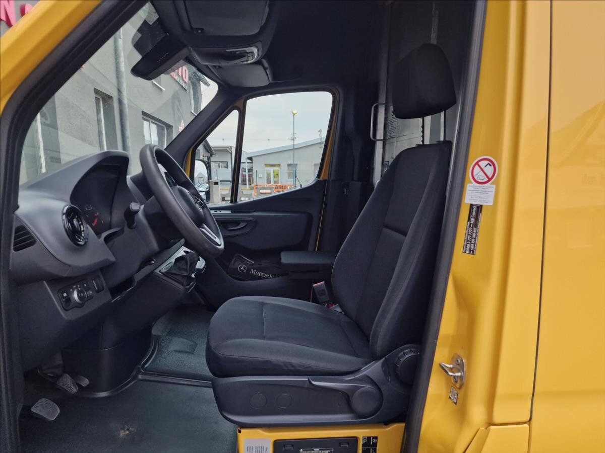 Mercedes-Benz Sprinter Skříň 2,1 l 105 kw