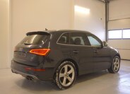 Audi SQ5 8