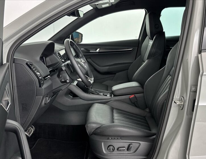 Škoda Karoq SUV / Terénní 1,5 l 110 kw