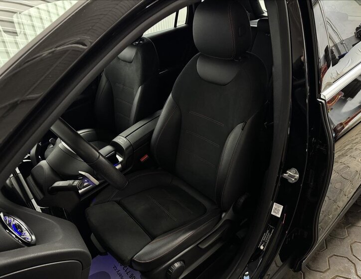 Mercedes-Benz GLA SUV / Terénní 2,0 l 110 kw