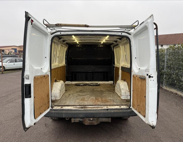 Ford Transit Skříň 2,2 l 74 kw