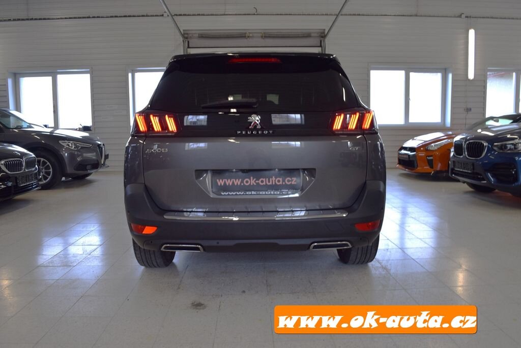 Peugeot 5008 MPV 1,5 l 96 kw