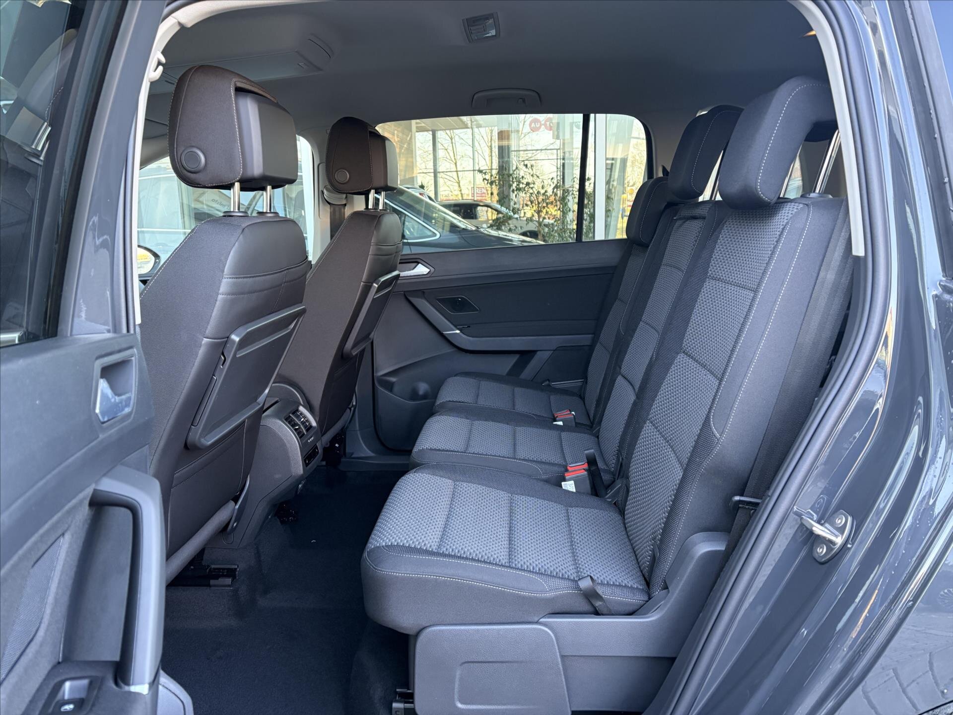 Volkswagen Touran MPV 1,5 l 110 kw