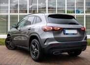 Mercedes-Benz GLA 7