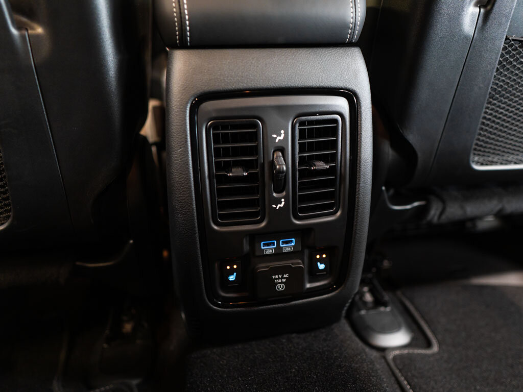 Dodge Durango SUV / Terénní 6,4 l 355 kw