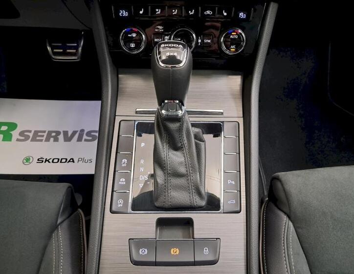 Škoda Superb 29