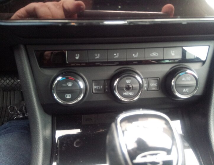 Škoda Superb Kombi 2,0 l 140 kw