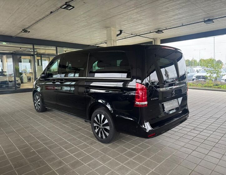 Mercedes-Benz Třídy V 7