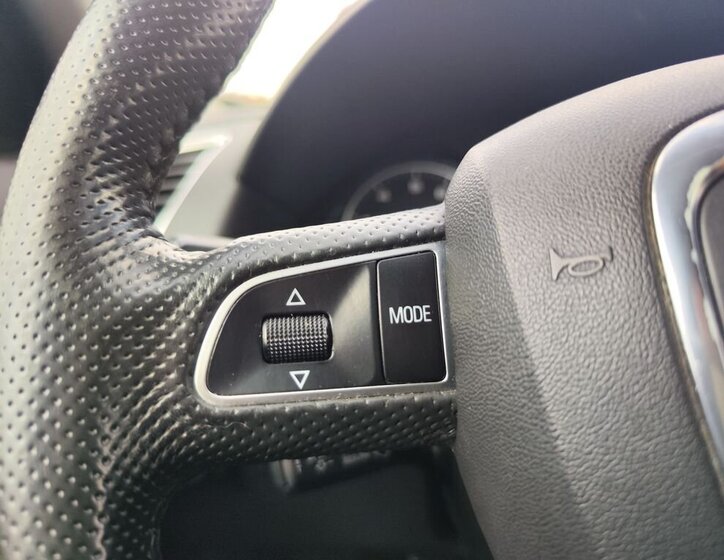 Audi Q5 SUV / Terénní 2,0 l 155 kw