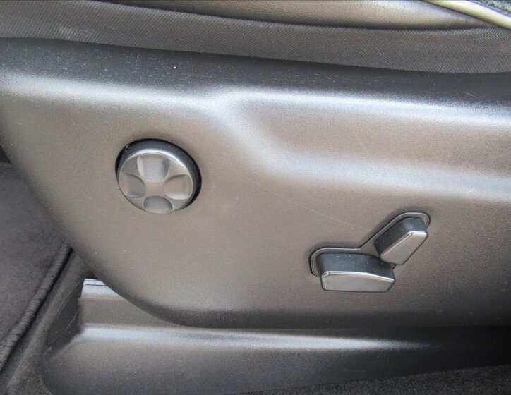 Jeep Grand Cherokee 22