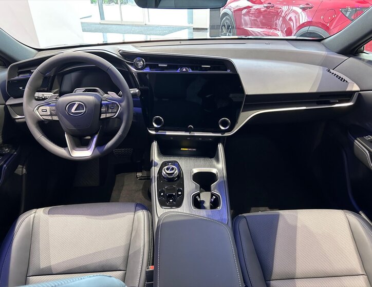 Lexus Ostatní SUV / Terénní 0,0 280 kw