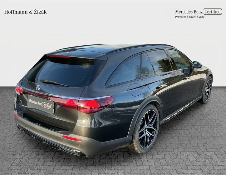 Mercedes-Benz Třídy E Kombi 2,0 l 145 kw