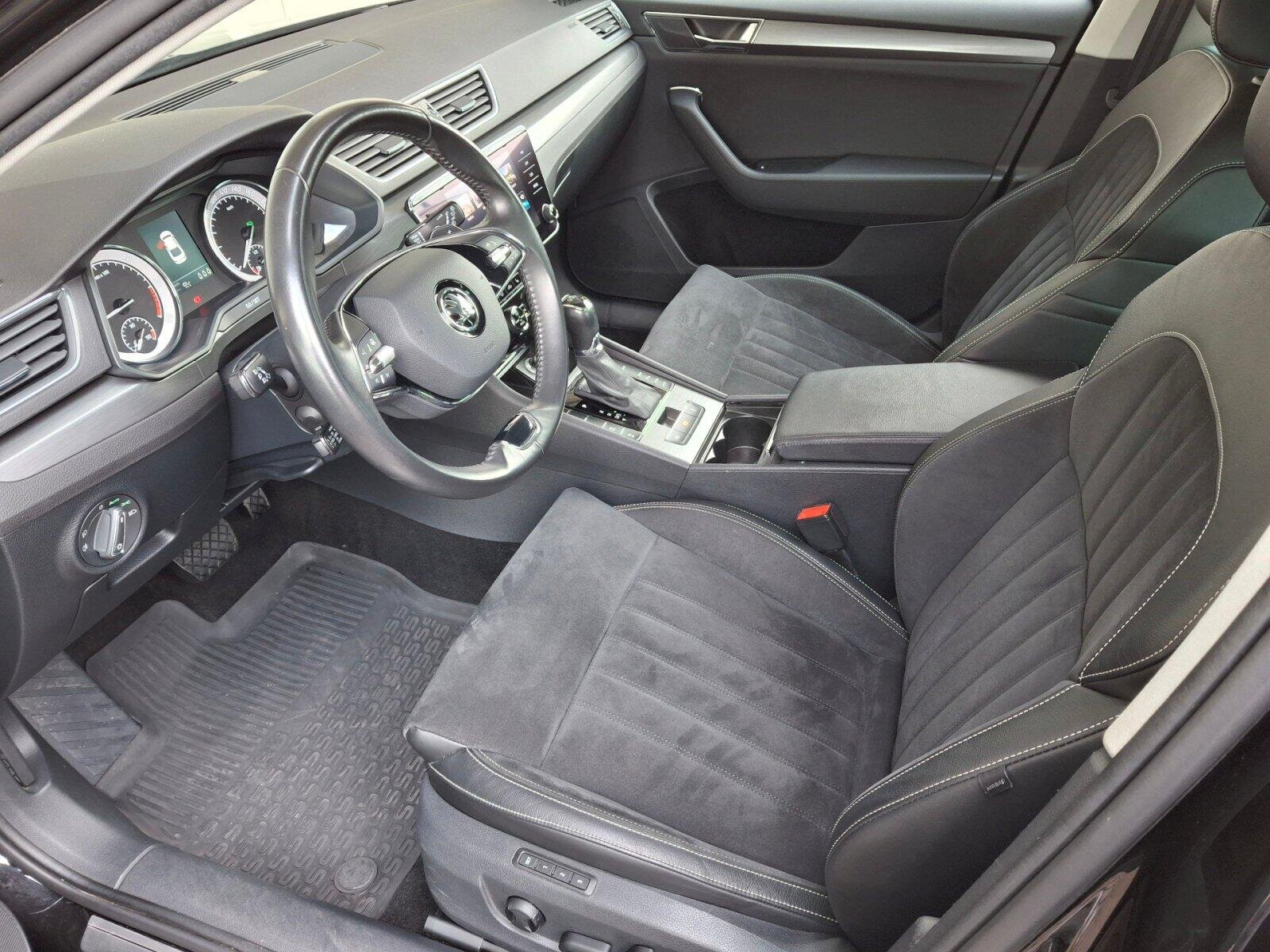 Škoda Superb Sedan / Limuzína 2,0 l 110 kw