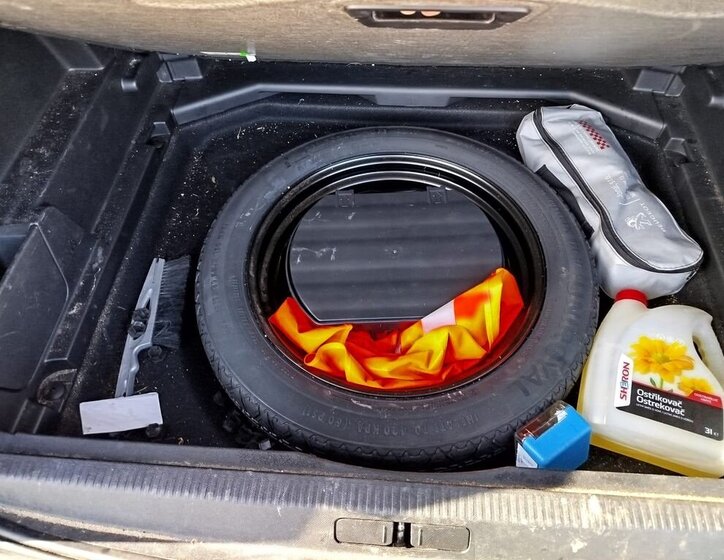 Peugeot 3008 SUV / Terénní 1,5 l 96 kw