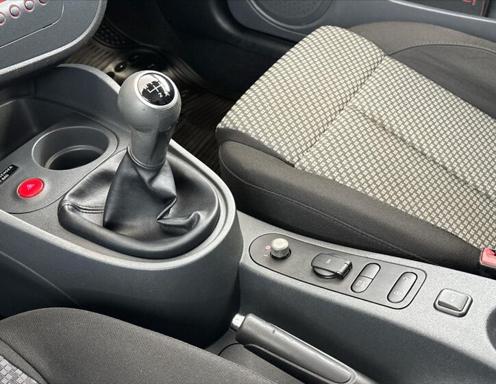 Seat Leon Hatchback 1,4 l 63 kw