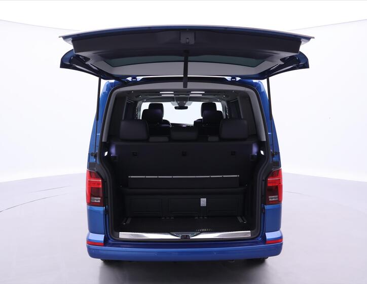 Volkswagen Multivan 9