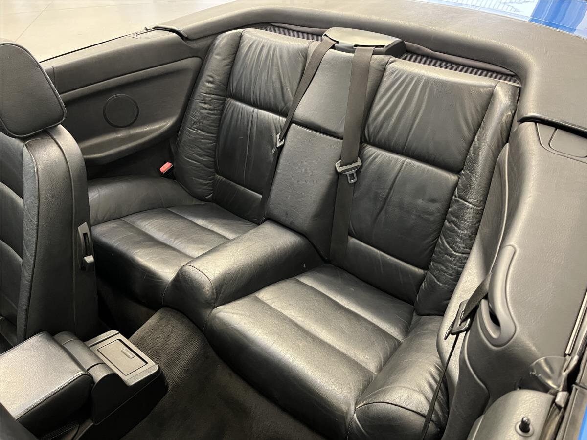 BMW Řada 3 Kabriolet 2,0 l 110 kw