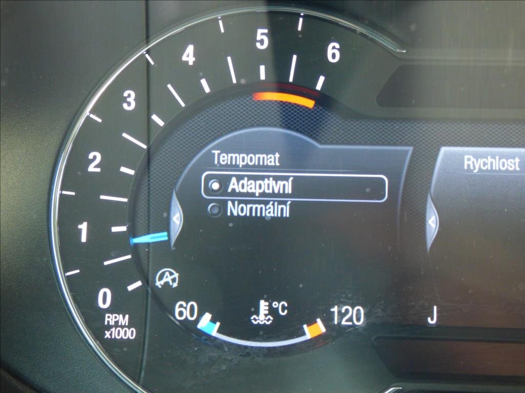 Ford S-MAX MPV 2,0 l 110 kw