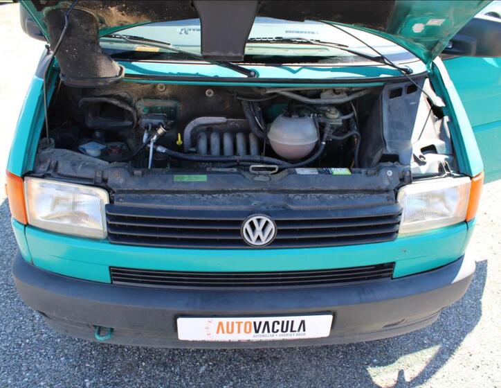 Volkswagen Caravelle 22