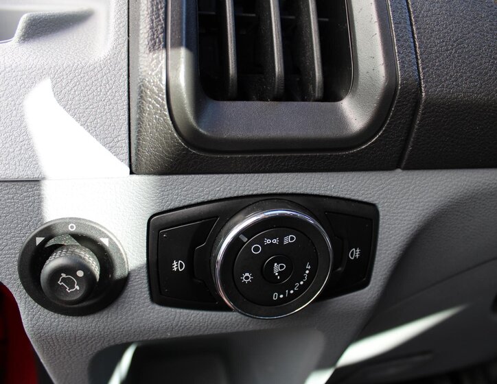 Ford Transit Užitková 2,0 l 125 kw