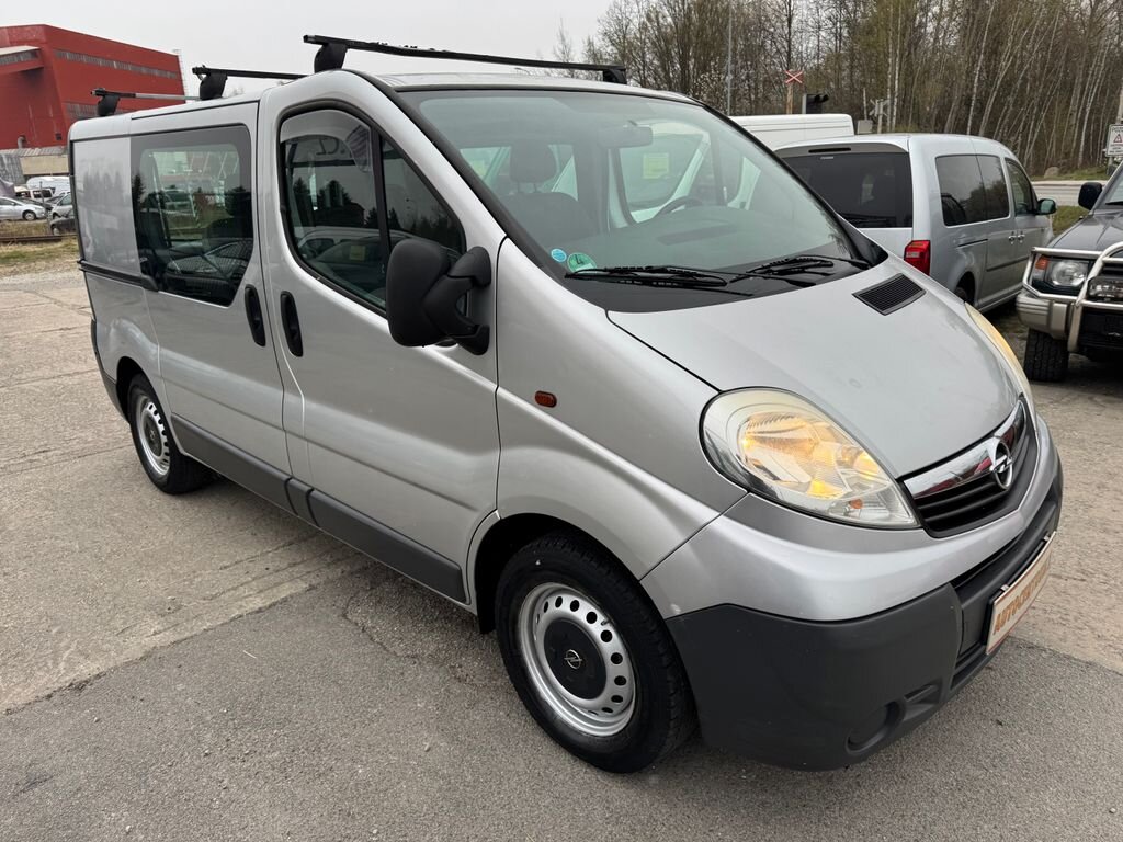 Opel Vivaro VAN / Minibus 2,0 l 84 kw