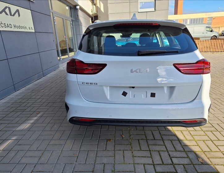 KIA Ceed 5