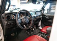 Jeep Wrangler Ostatní 6,4 l 350 kw