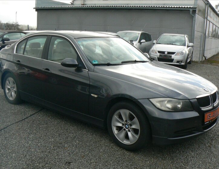BMW Řada 3 Ostatní 2,5 l 160 kw