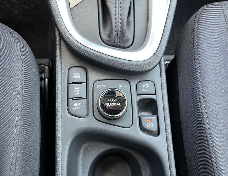 Toyota Yaris Cross SUV / Terénní 1,5 l 68 kw