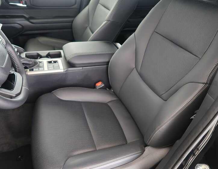 Toyota Land Cruiser SUV / Terénní 2,8 l 151 kw