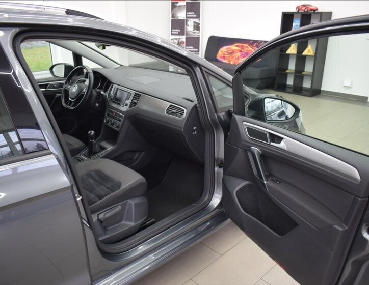 Volkswagen Golf Sportsvan 14