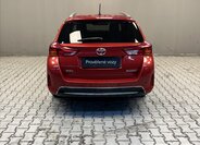 Toyota Auris Kombi 1,6 l 97 kw