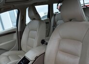 Volvo XC70 Kombi 2,4 l 120 kw